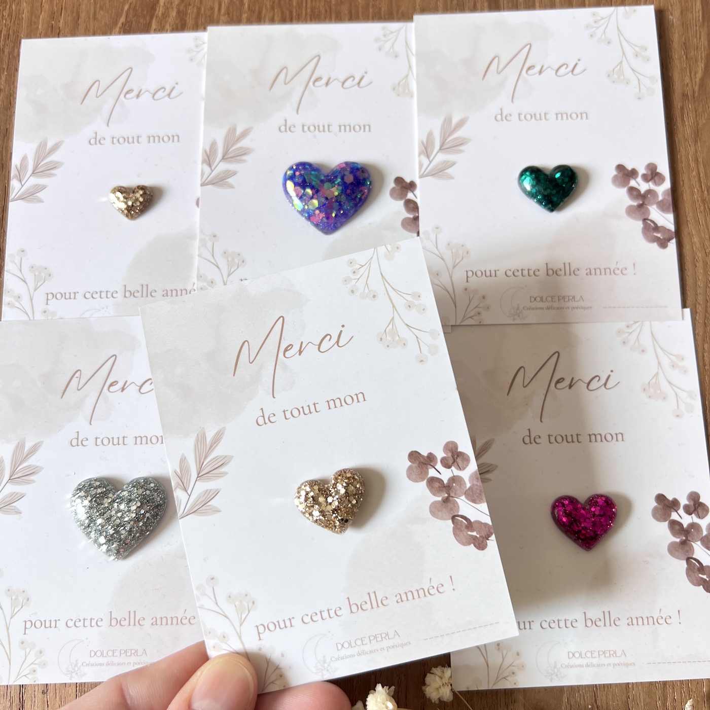 photo de pins coeur à paillettes